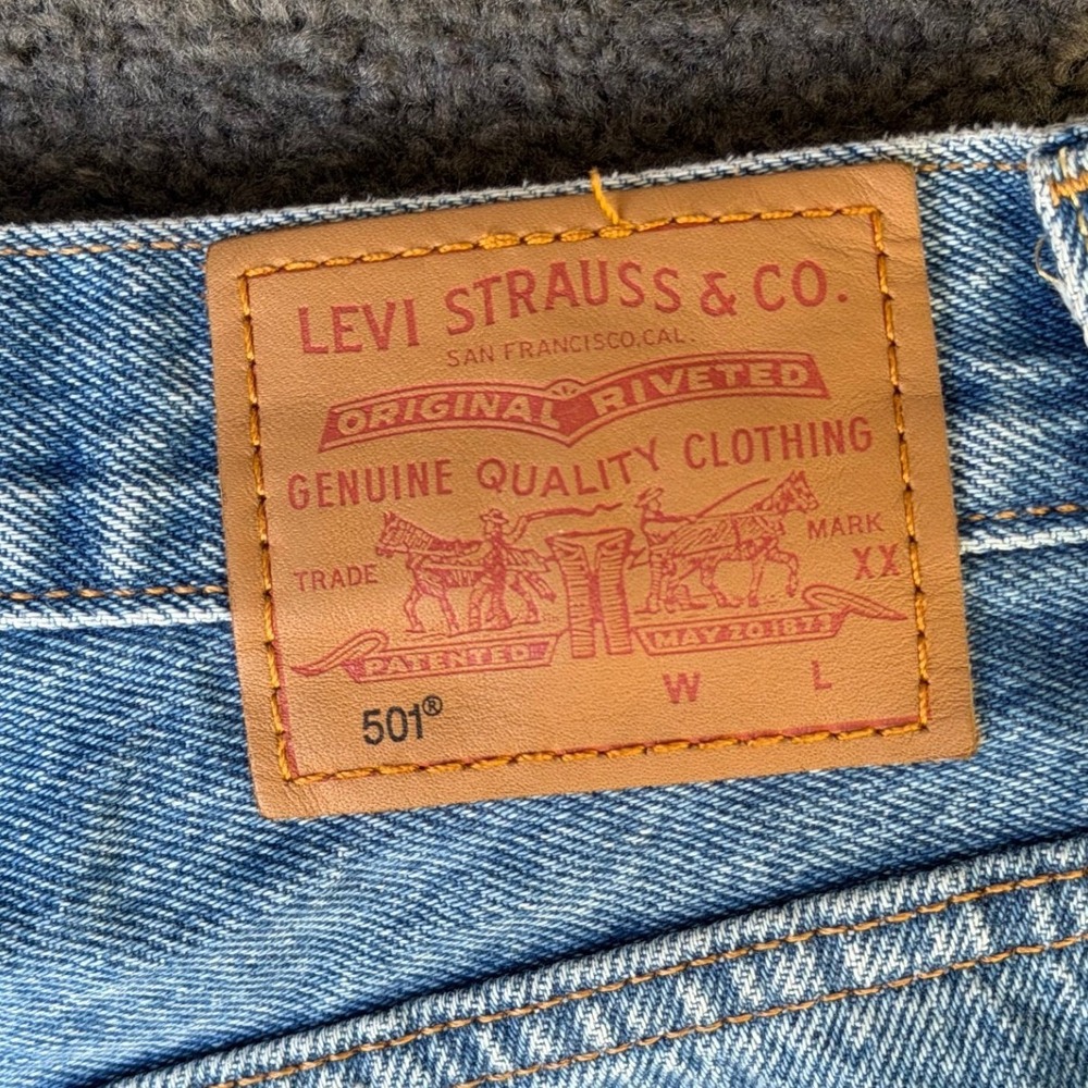 Levis Premium 501 Original Cutoff Denim Shorts Light Wash Blue High Rise 26 - Picture 8 of 11